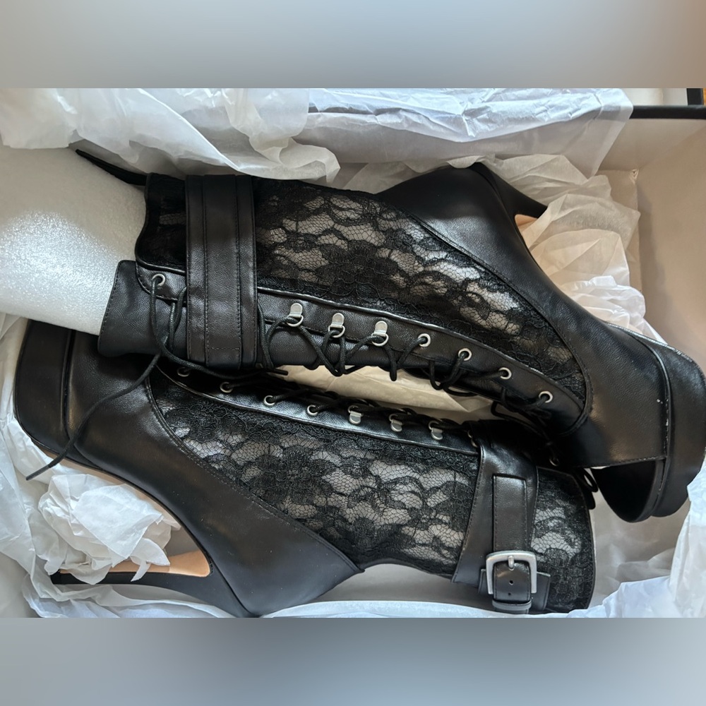 NIB 10 Creative Recreation Leather and Lace Black Peeptoe Boots - Picture 2 of 12